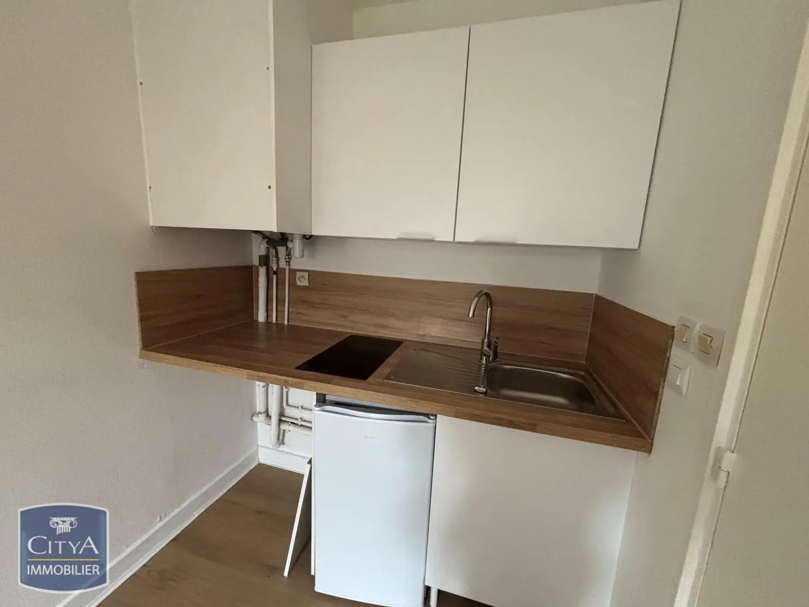 Photo 2 Appartement 1 pièce 16.93m²