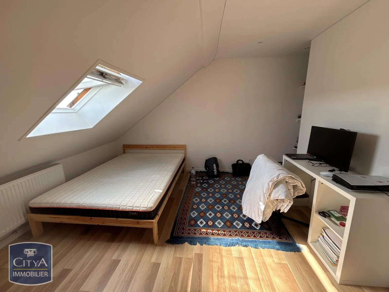 Photo 1 Appartement 1 pièce 9.88m²