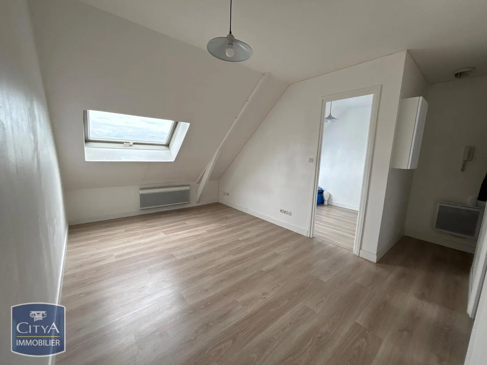 Photo 1 Appartement 1 pièce 22.51m²