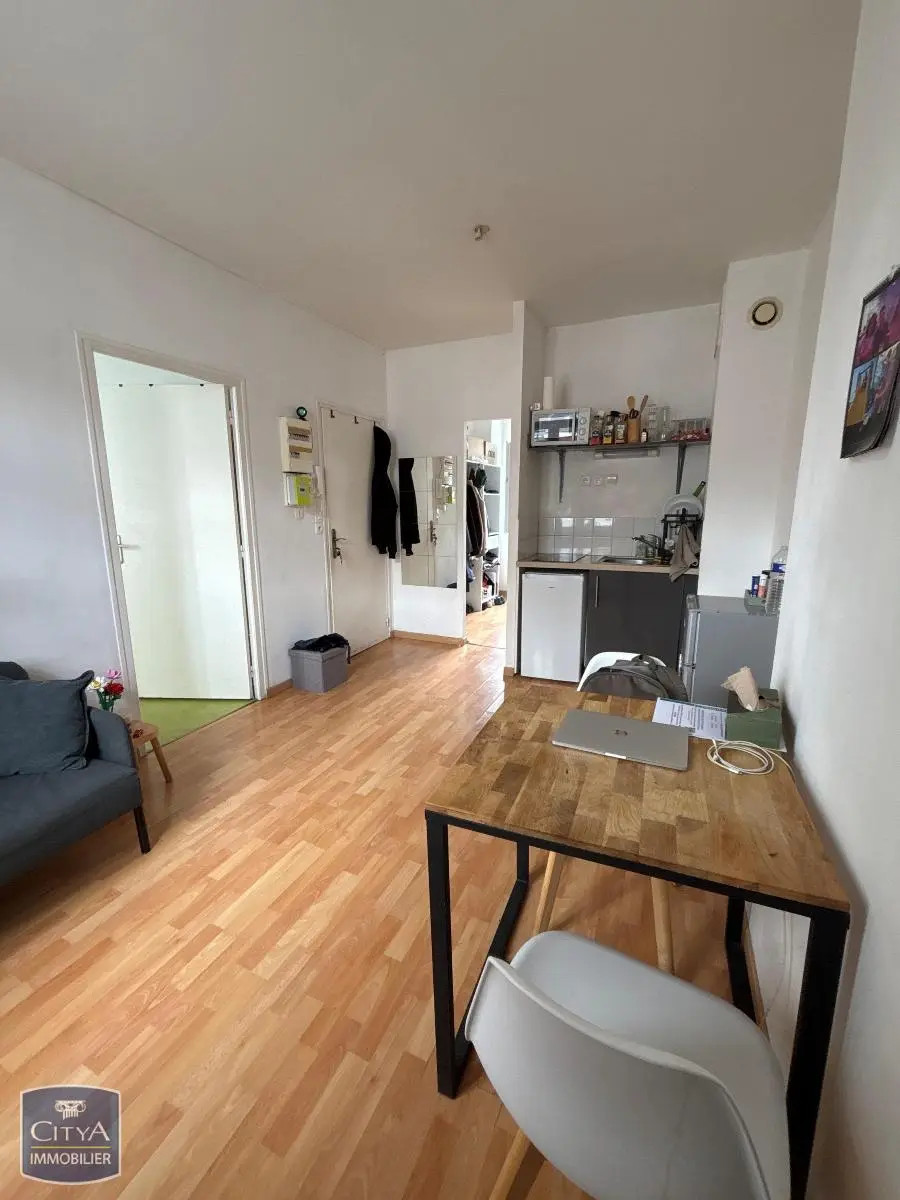Photo 2 Appartement 2 pièces 27m²