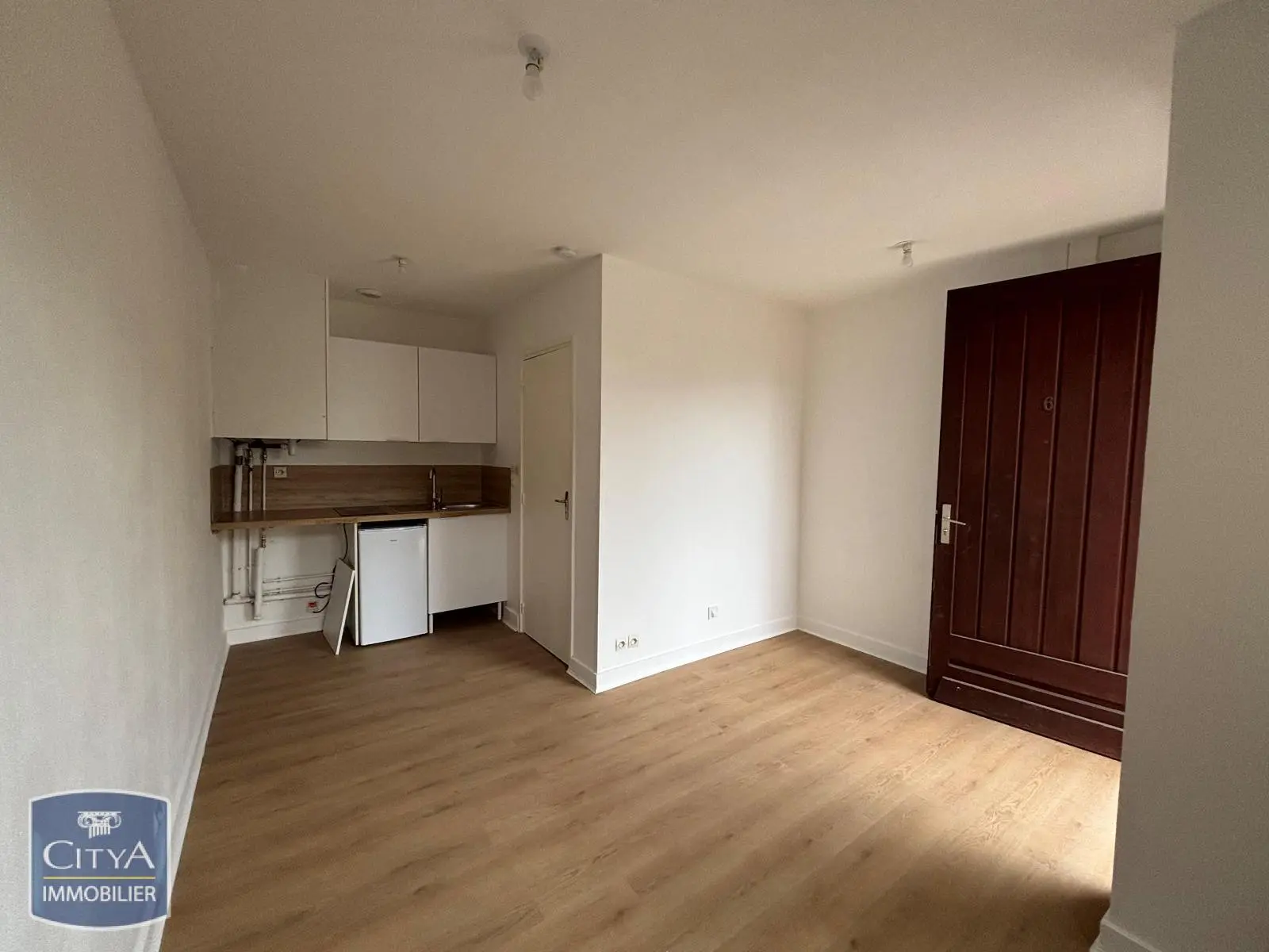 Photo 1 Appartement 1 pièce 16.93m²