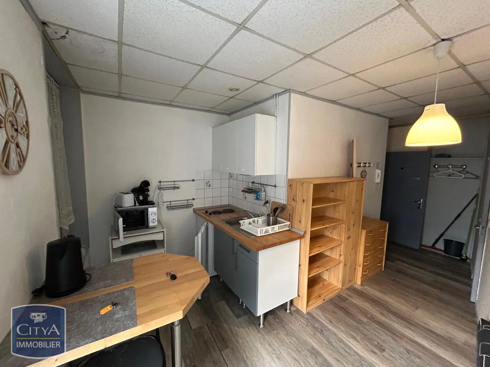 Photo 2 Appartement 1 pièce 17.4m²