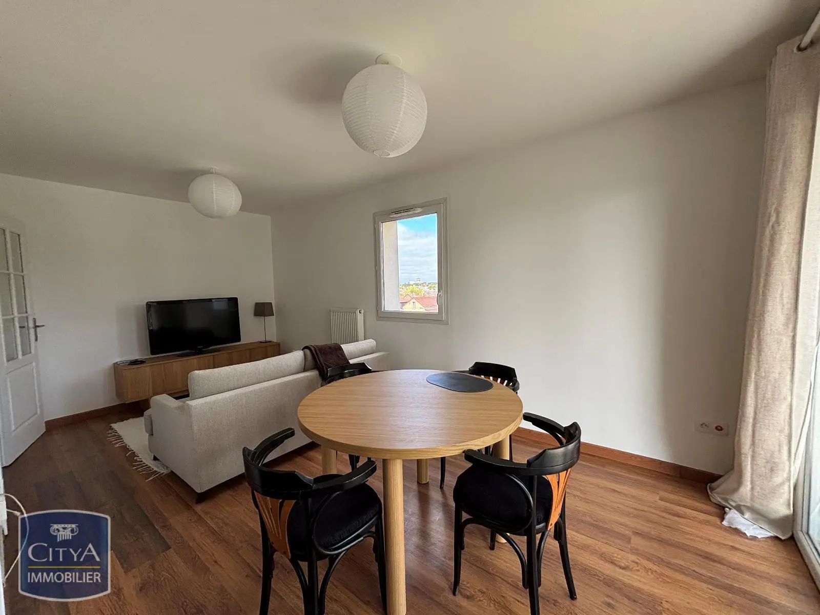 Photo 2 Appartement 2 pièces 42.4m²