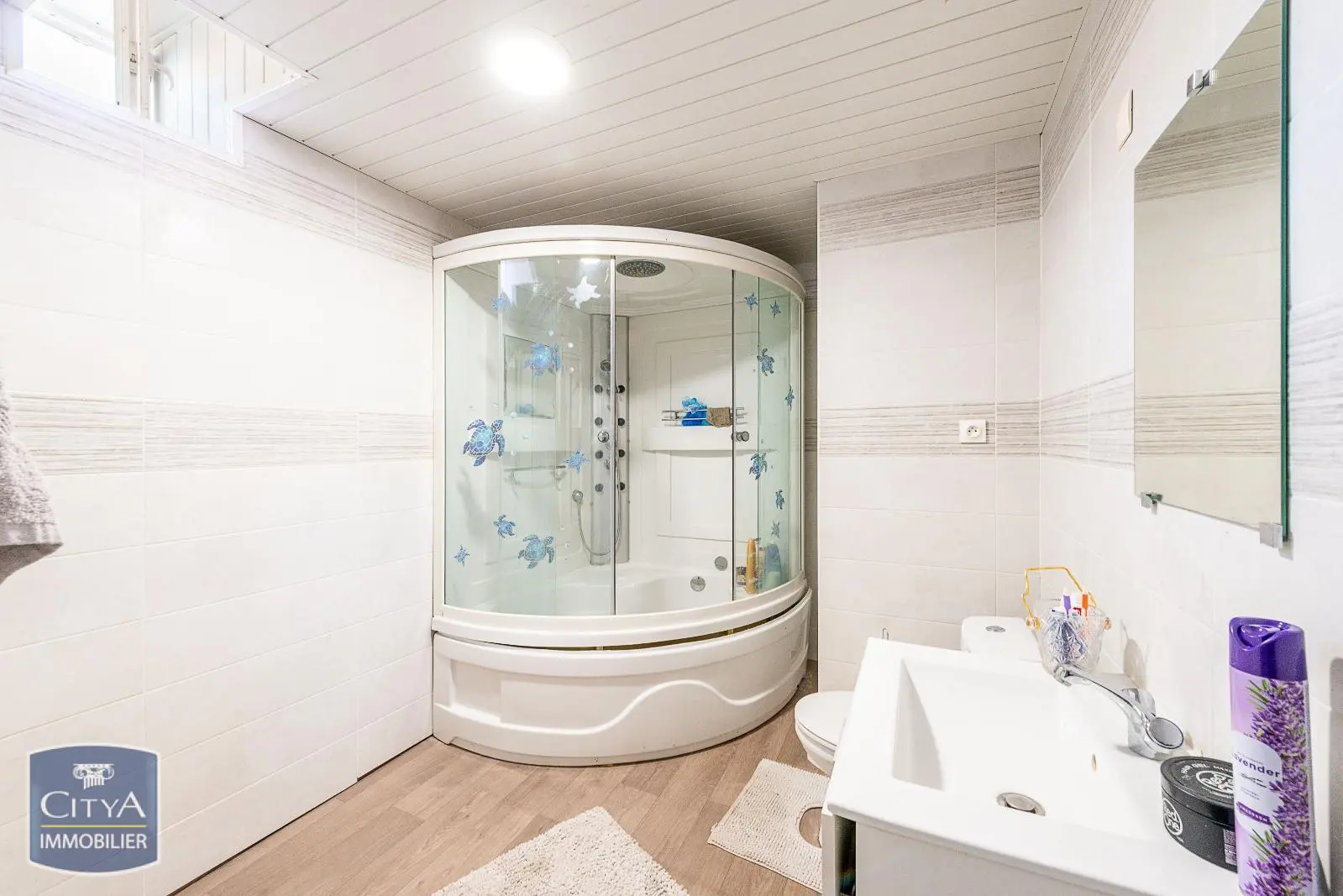 Photo 7 Immeuble 180m²