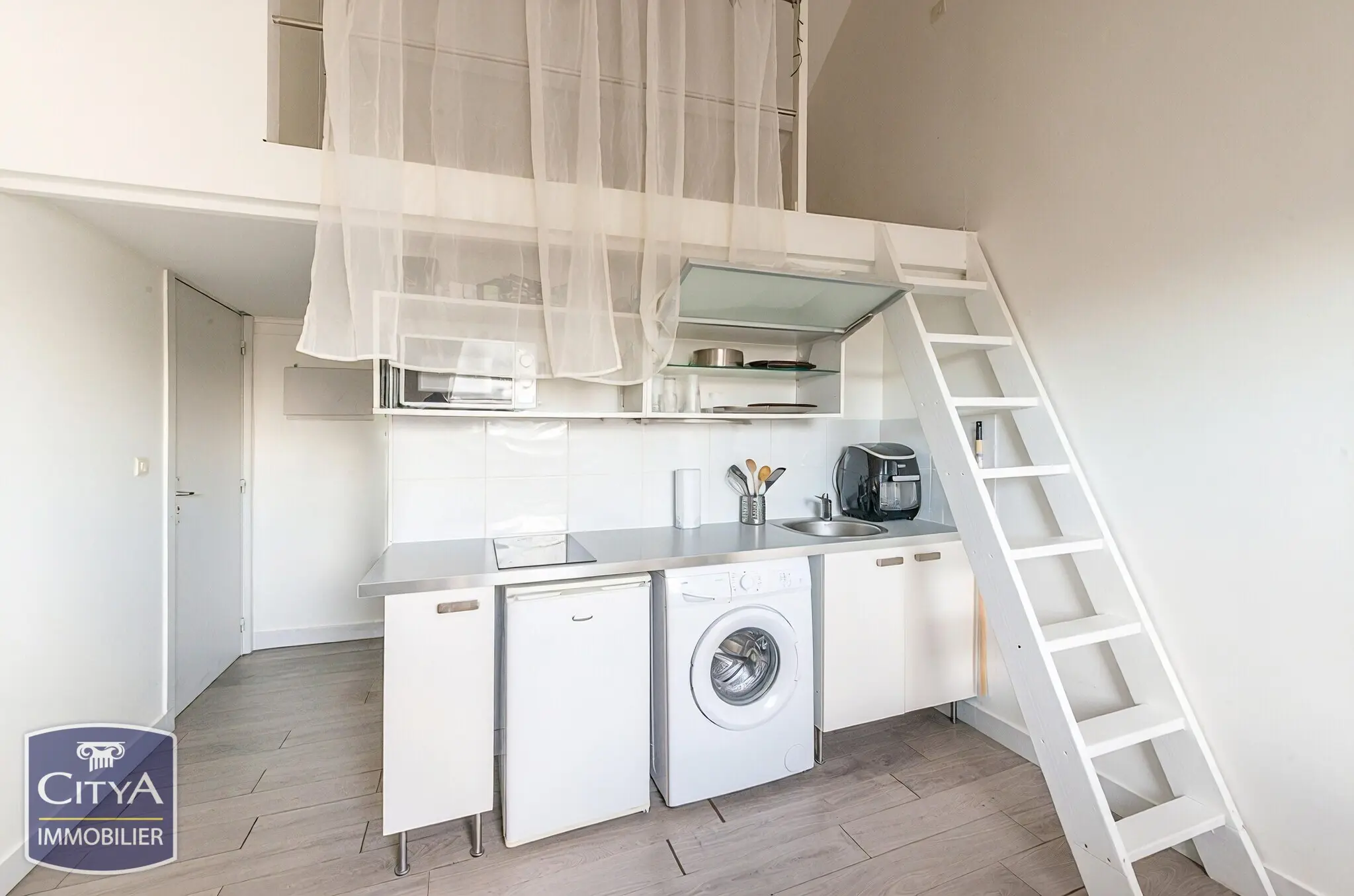 Photo 1 Immeuble 98.48m²