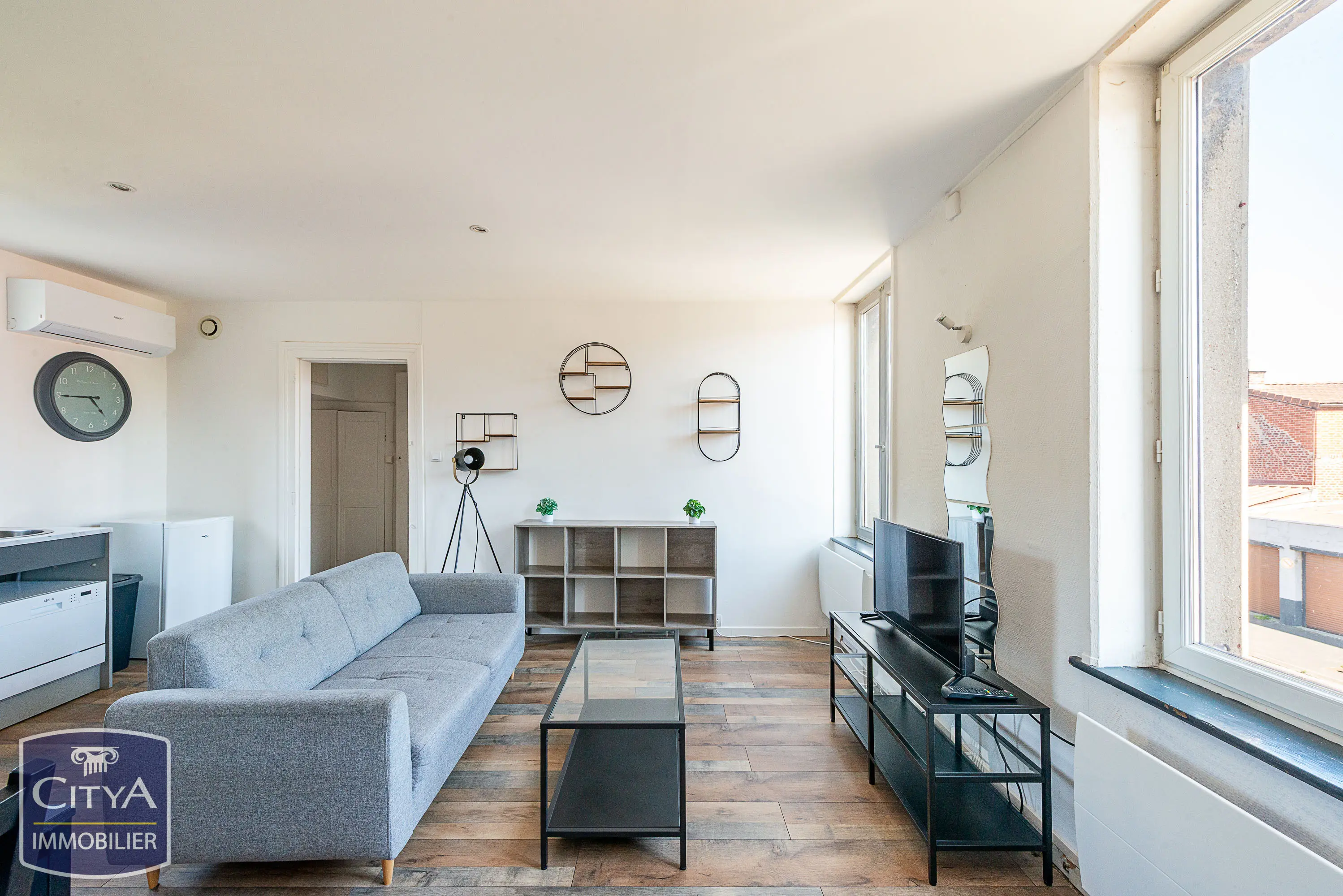 Photo 3 Immeuble 197.84m²