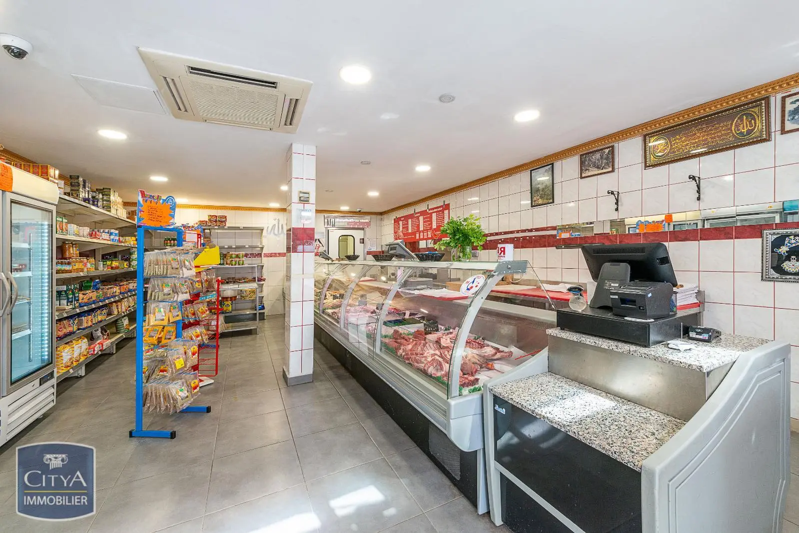 Photo 3 Immeuble 180m²