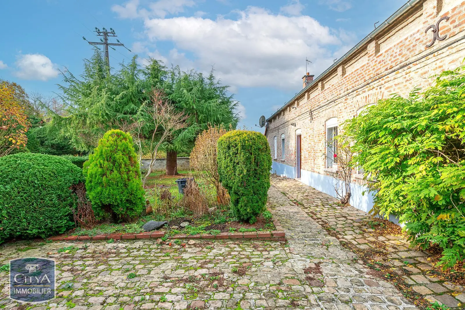 Photo 1 Maison 4 pièces 105.72m²