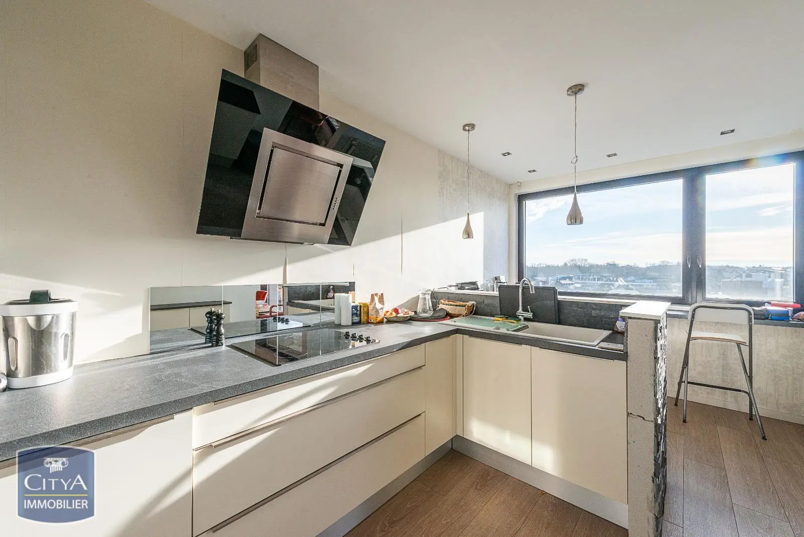 Photo 1 Appartement 4 pièces 99.05m²