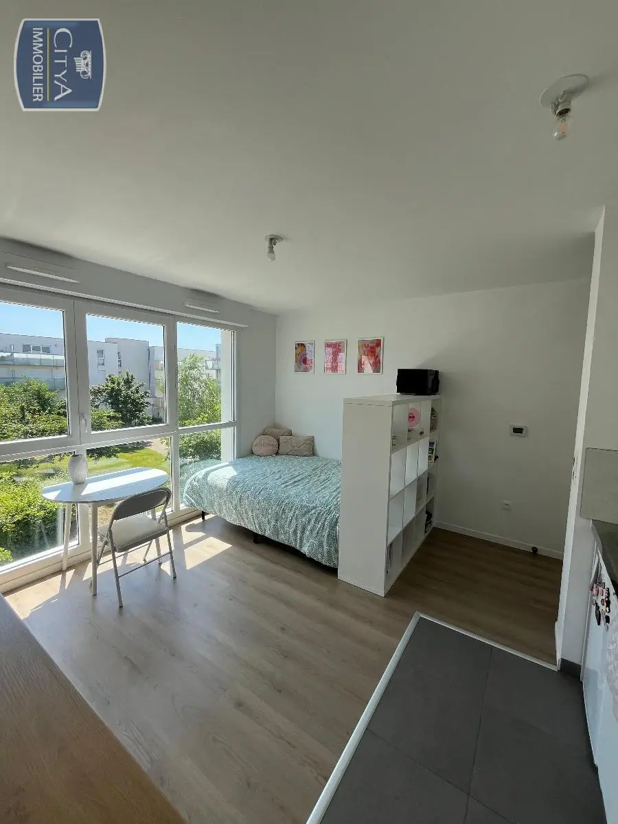 Photo 1 Appartement 1 pièce 25.4m²