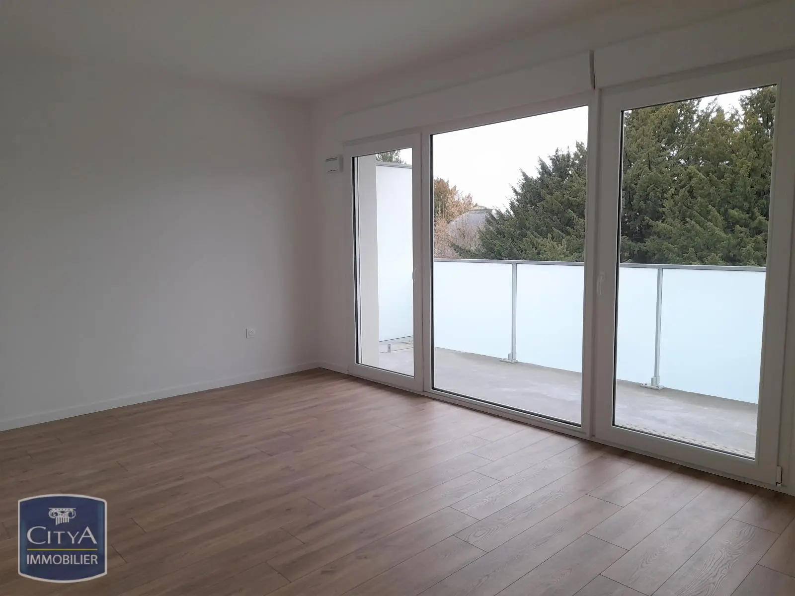 Photo 1 Appartement 1 pièce 26.2m²