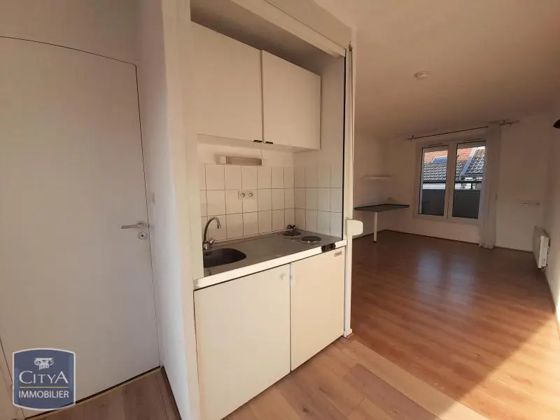 Photo 1 Appartement 1 pièce 22.51m²