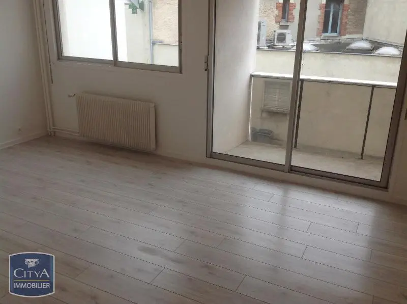 Photo 2 Appartement 1 pièce 34.66m²