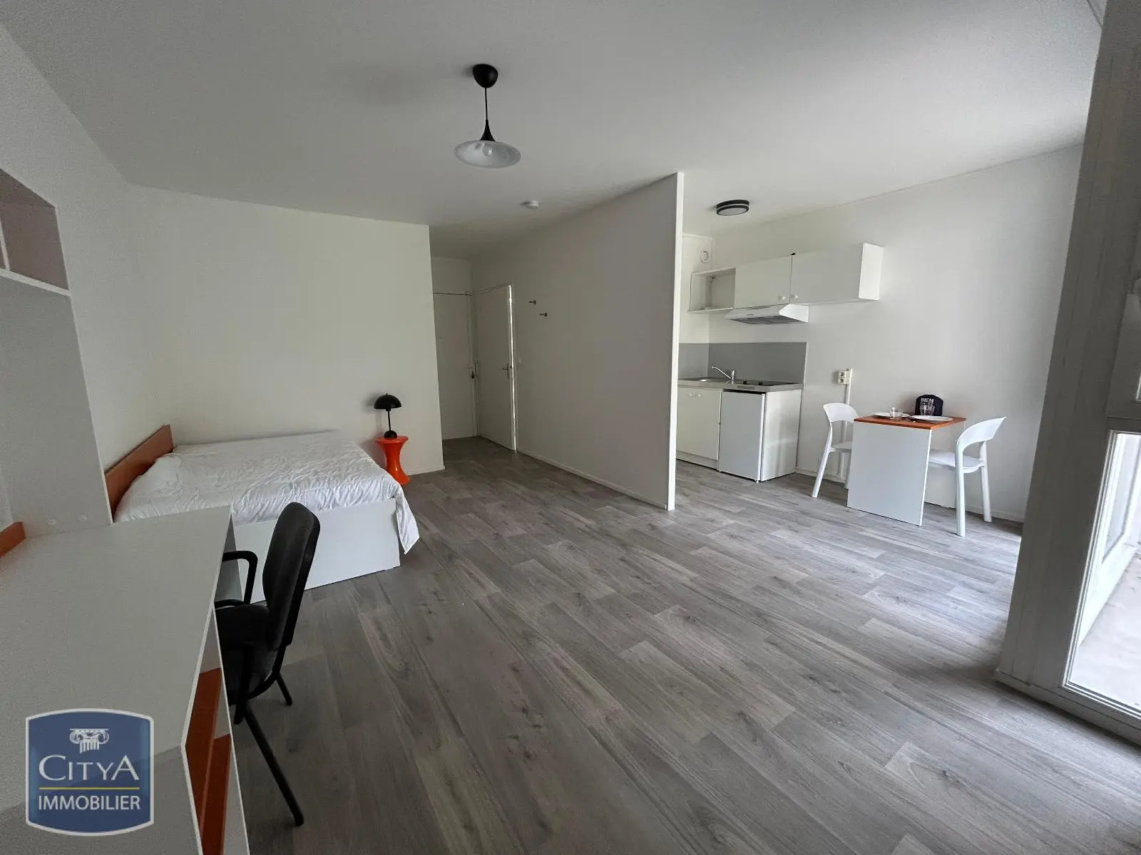 Photo 1 Appartement 1 pièce 32.65m²