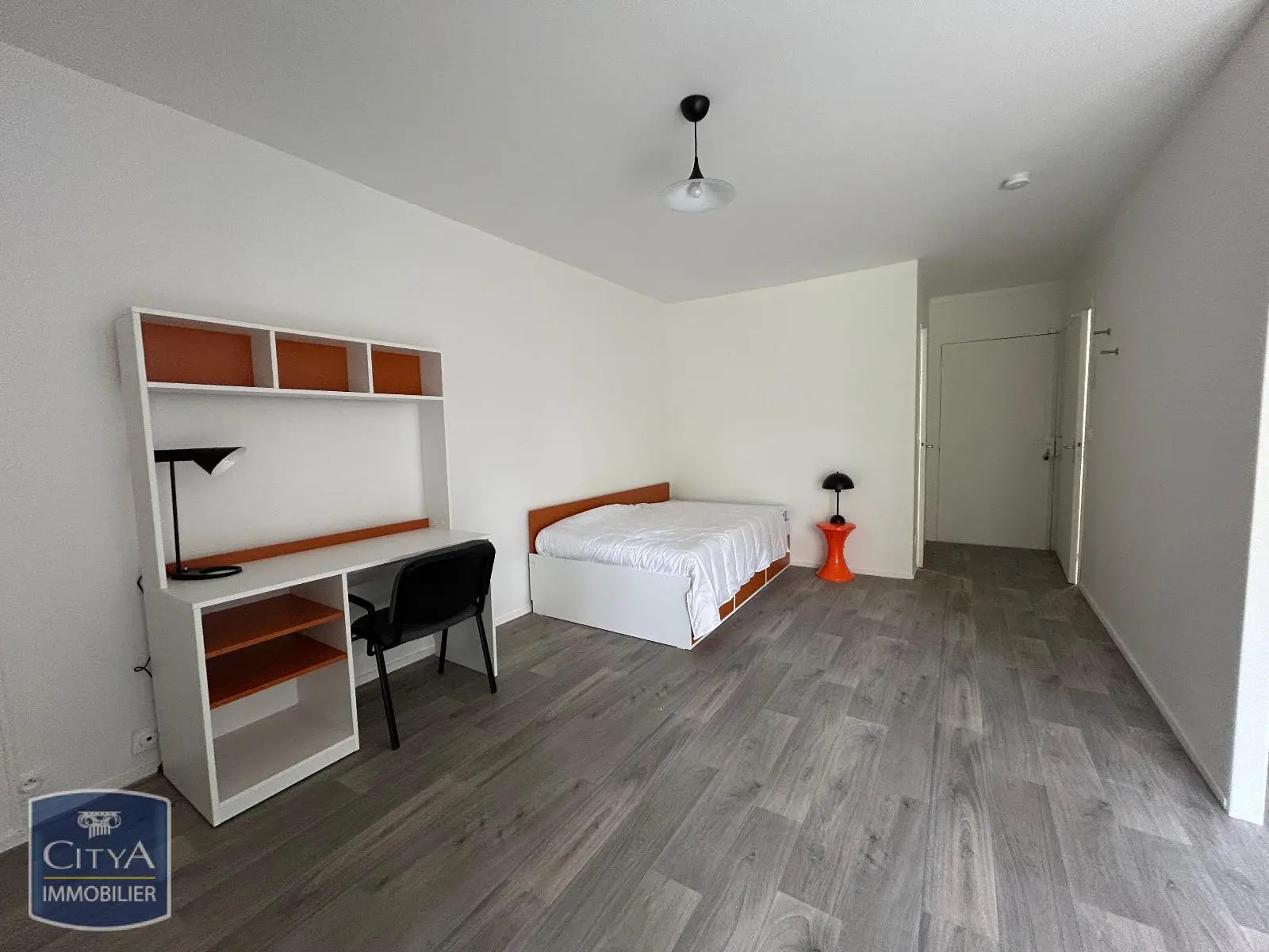 Photo 2 Appartement 1 pièce 32.65m²