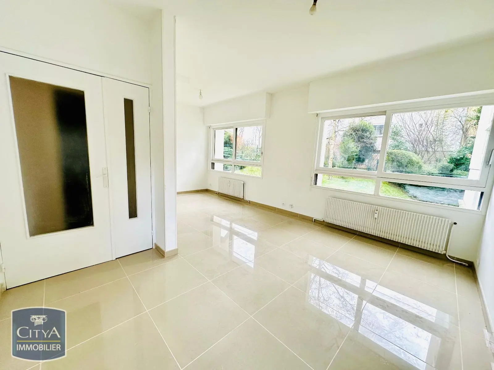 Photo 1 Appartement 1 pièce 38.42m²