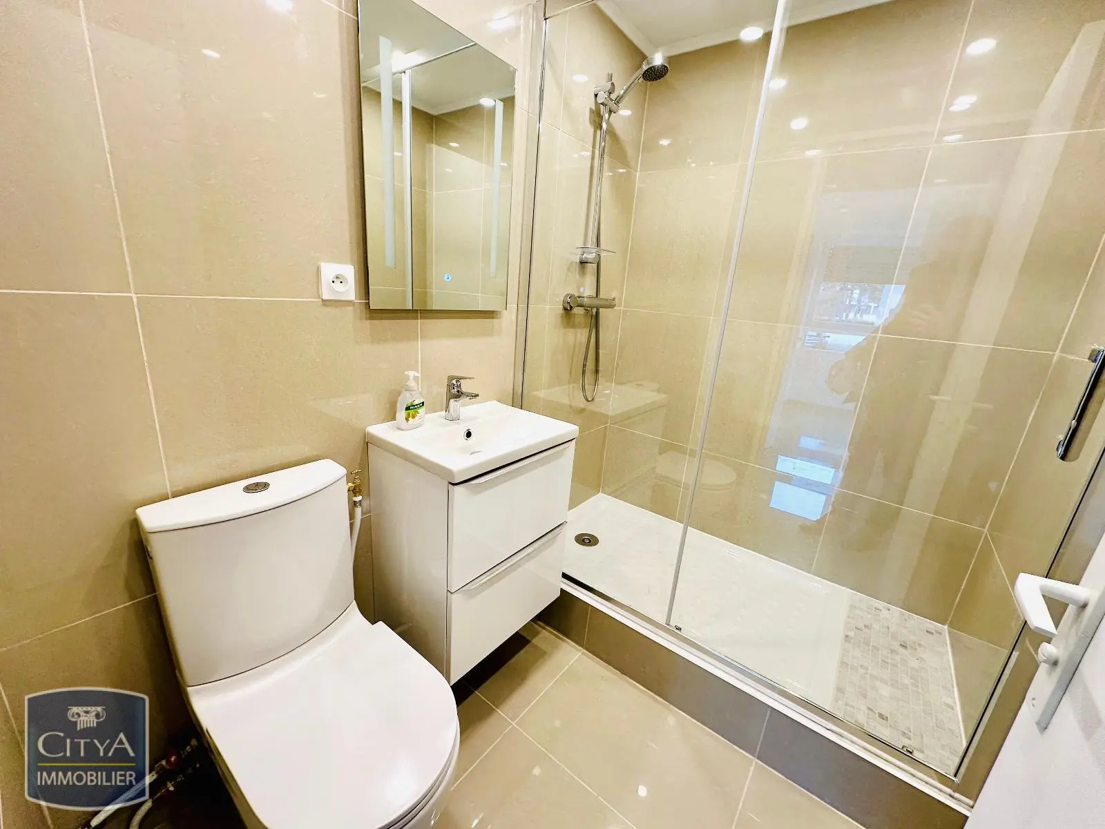 Photo 4 Appartement 1 pièce 38.42m²