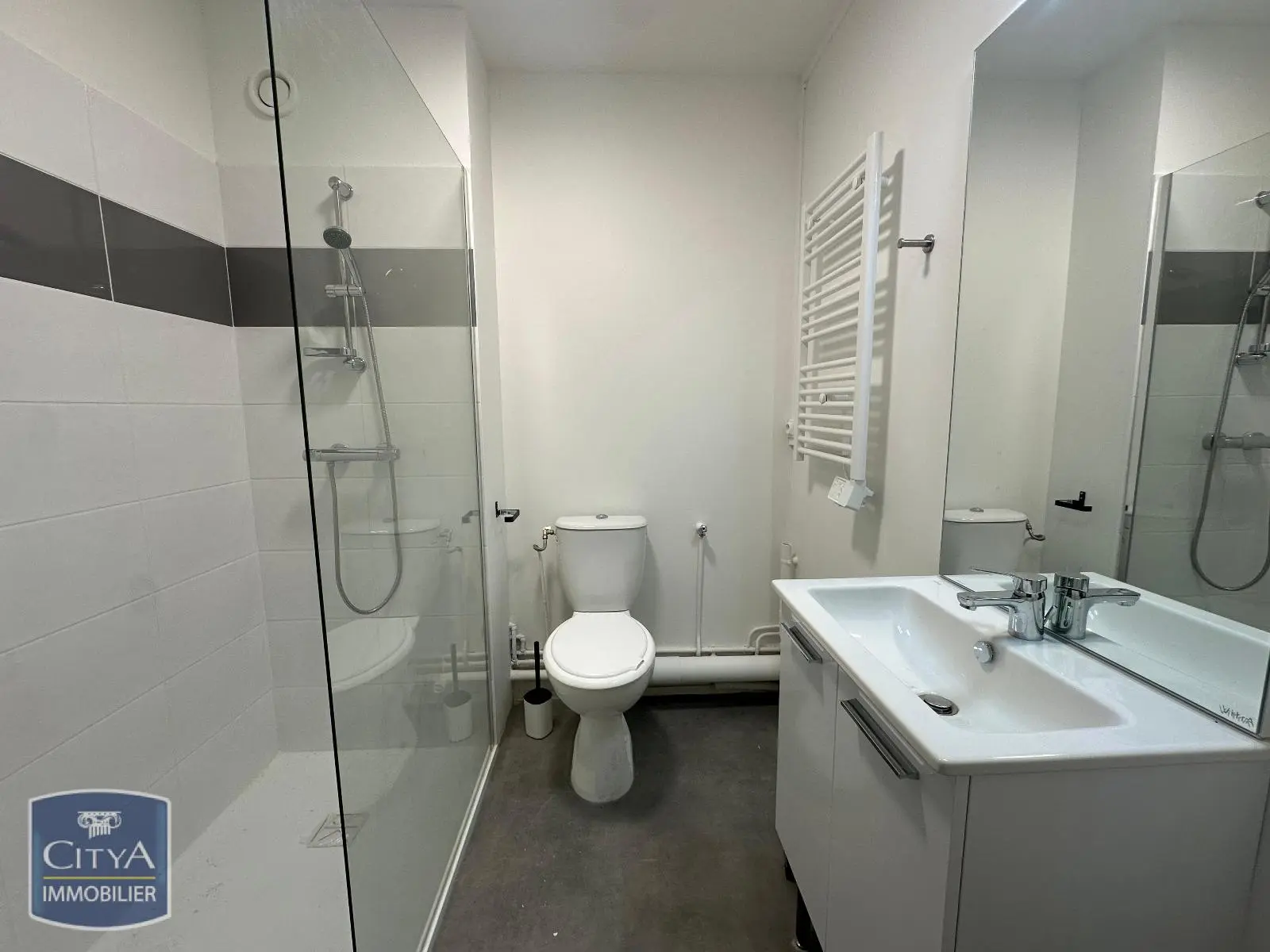 Photo 2 Appartement 1 pièce 32.91m²