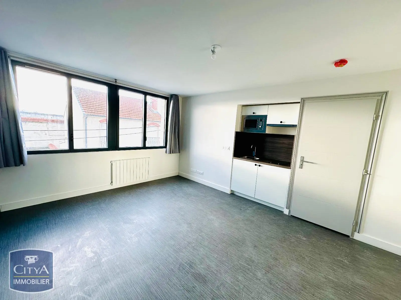 Photo 1 Appartement 1 pièce 24.15m²