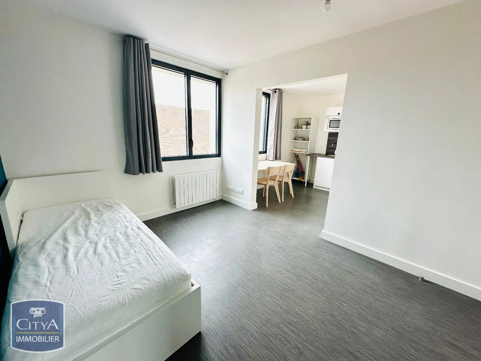 Photo 2 Appartement 1 pièce 22.4m²