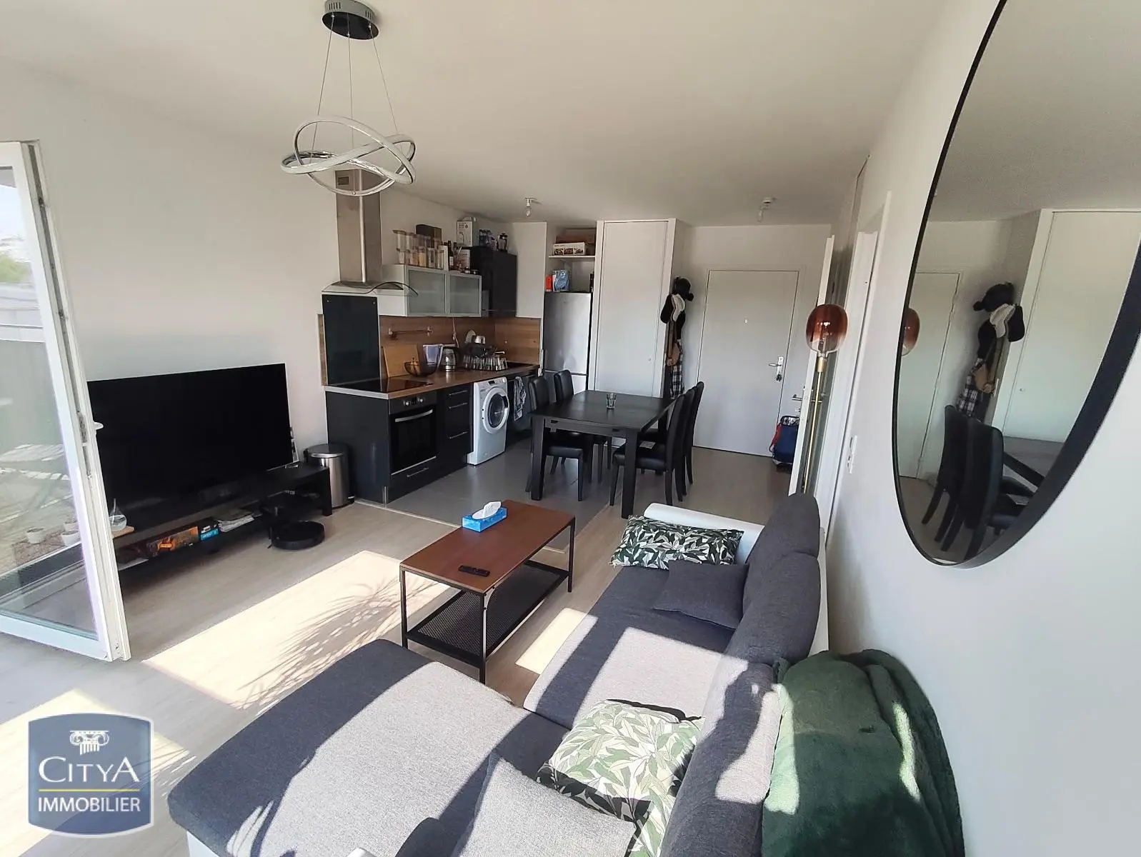 Photo 2 Appartement 2 pièces 41.98m²