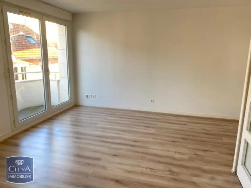 Photo 1 Appartement 2 pièces 43m²
