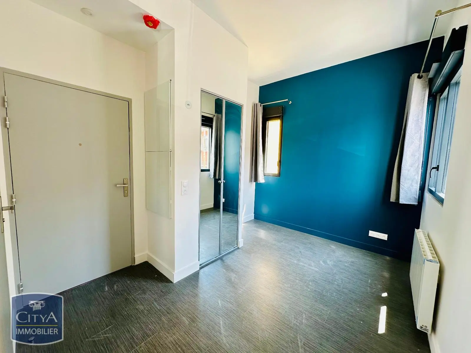 Photo 1 Appartement 1 pièce 18.87m²