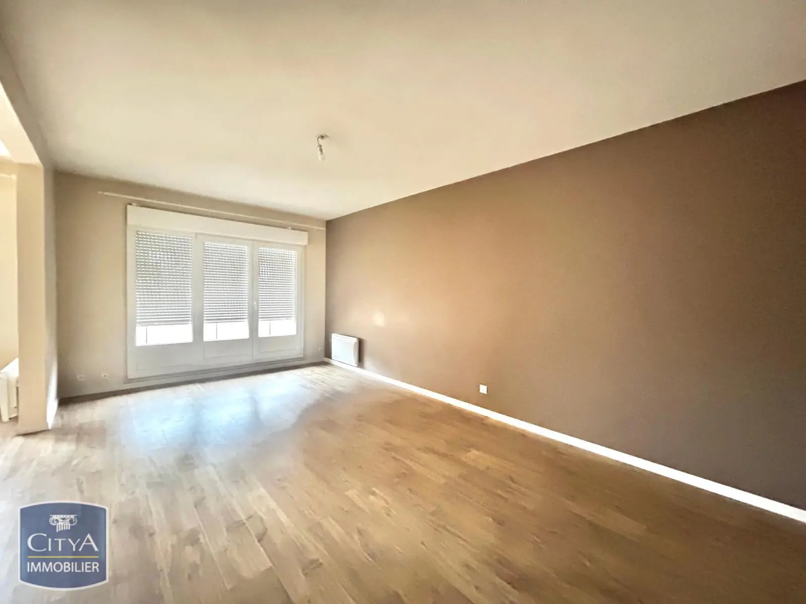 Photo 1 Appartement 4 pièces 80.16m²