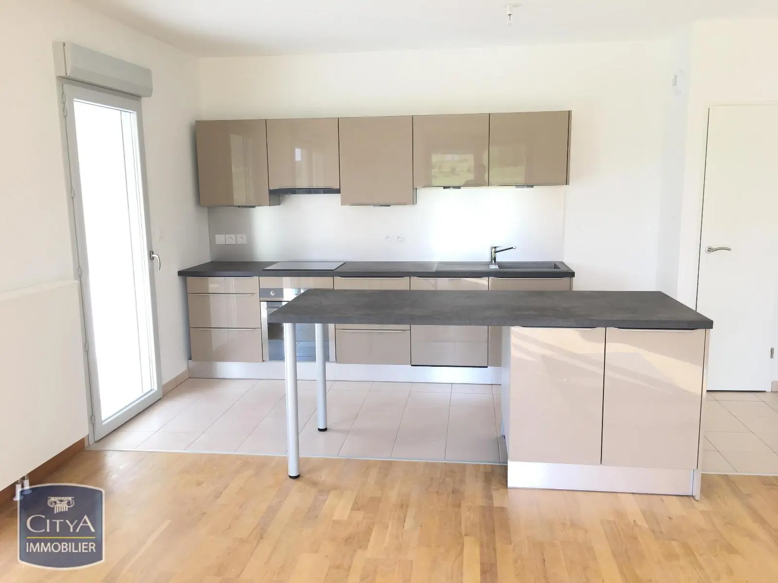 Photo 2 Appartement 3 pièces 73.71m²