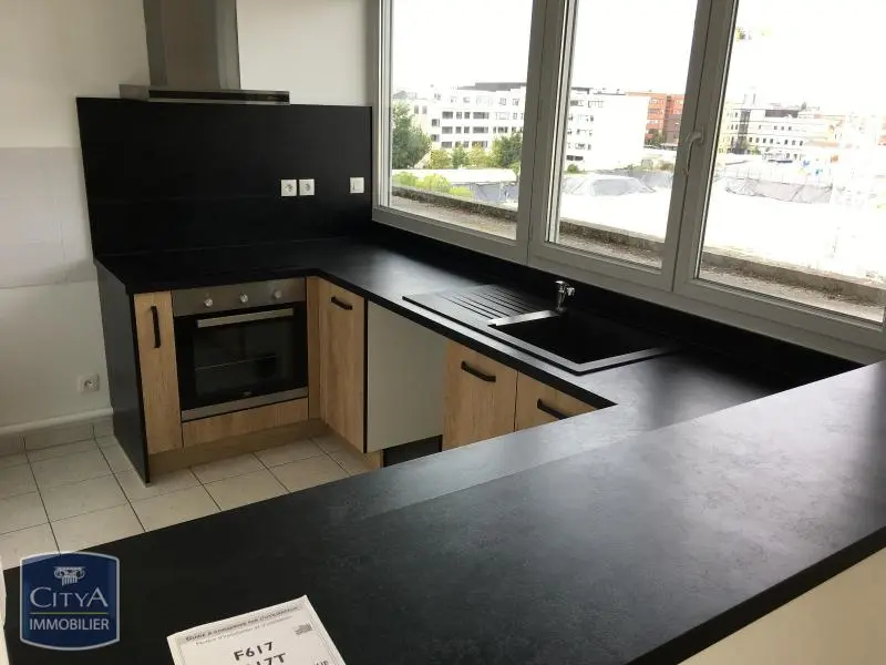 Photo 1 Appartement 5 pièces 117.29m²