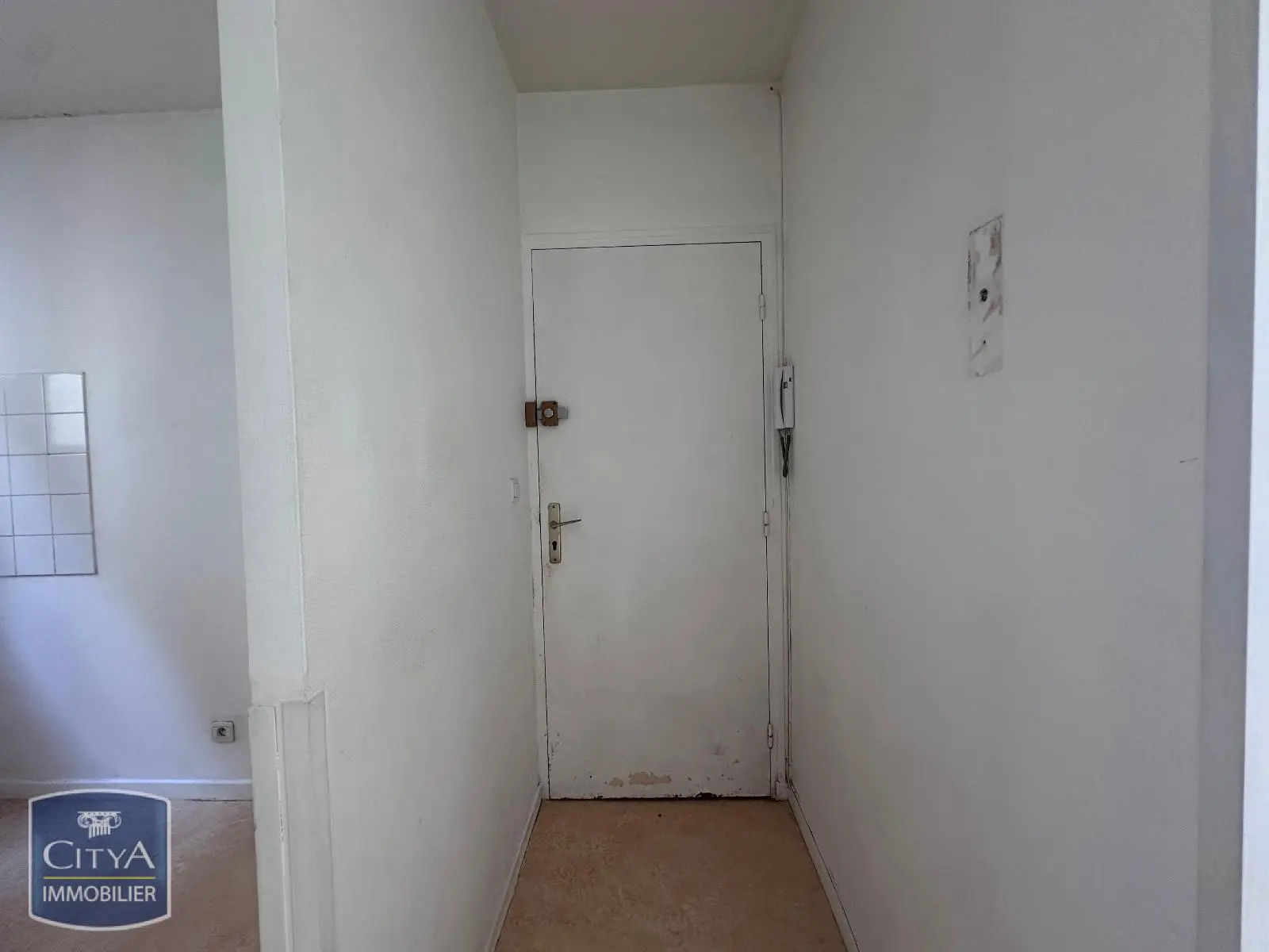 Photo 2 Appartement 2 pièces 28.7m²