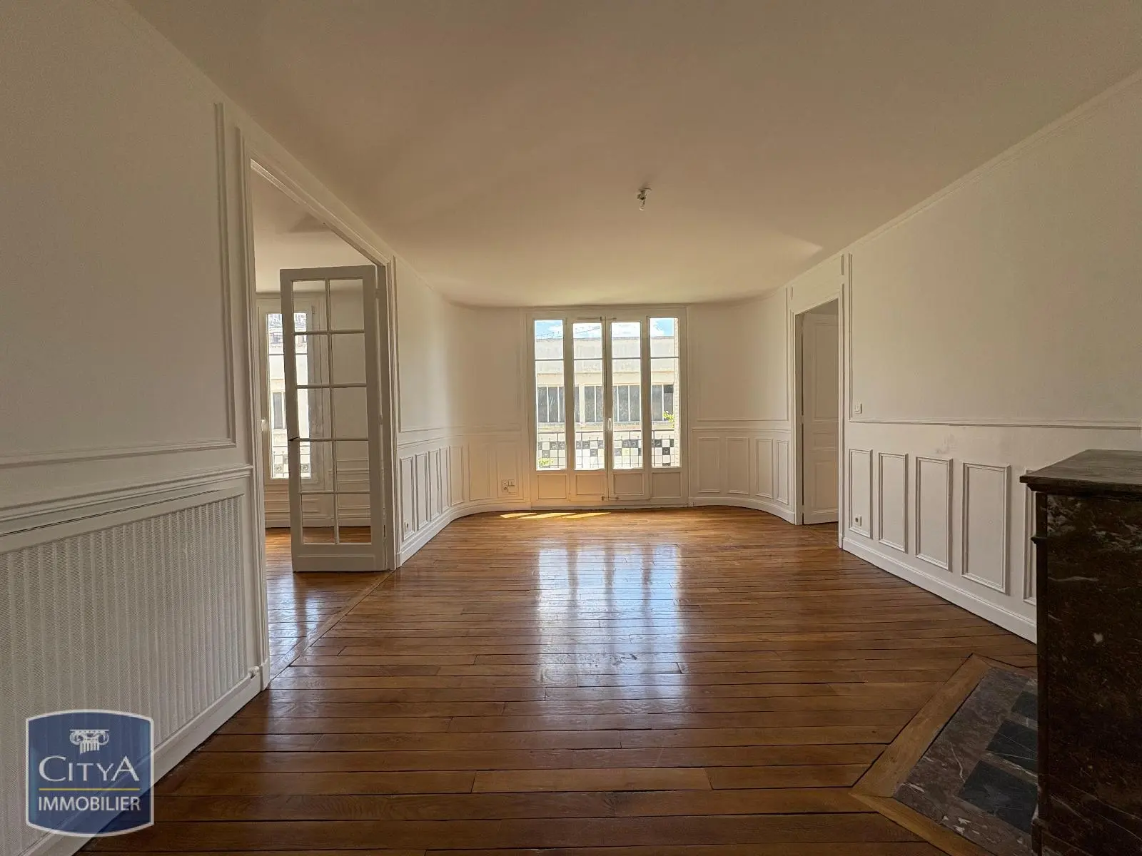 Photo 2 Appartement 5 pièces 119.48m²