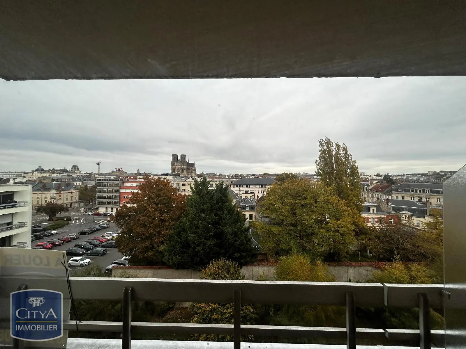 Photo 1 Appartement 1 pièce 29m²