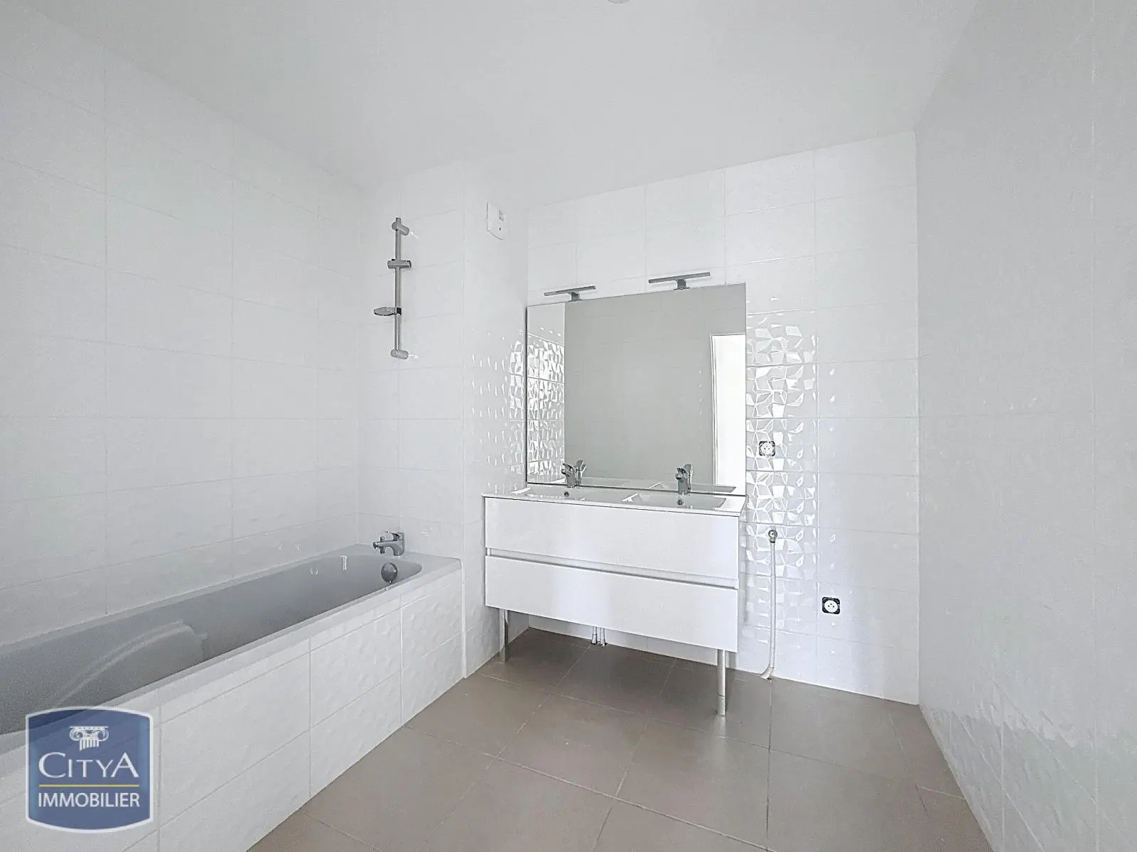 Photo 11 Appartement 3 pièces 74.59m²