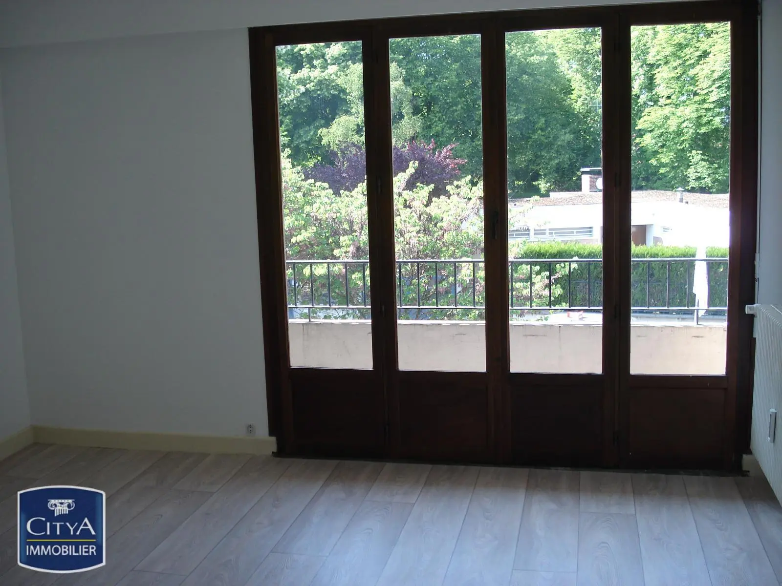 Photo 1 Appartement 1 pièce 25m²