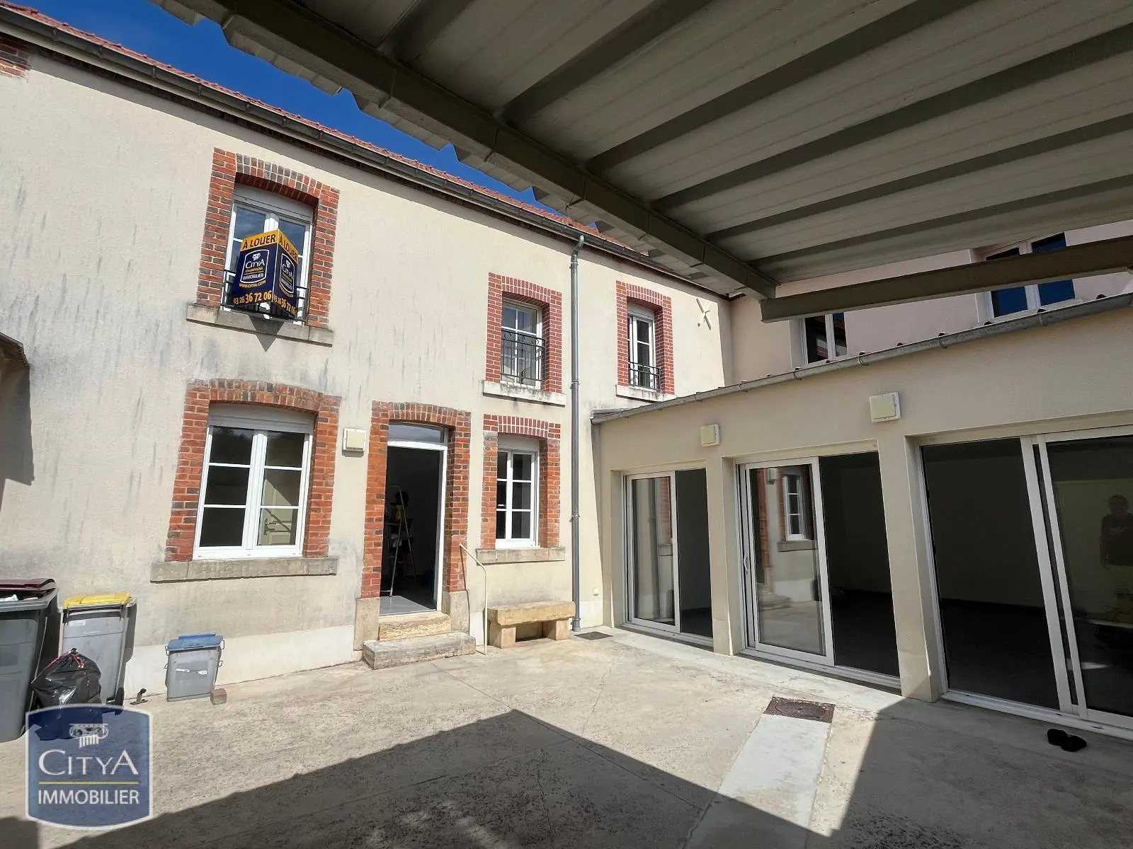 Photo 1 Maison 4 pièces 128.57m²
