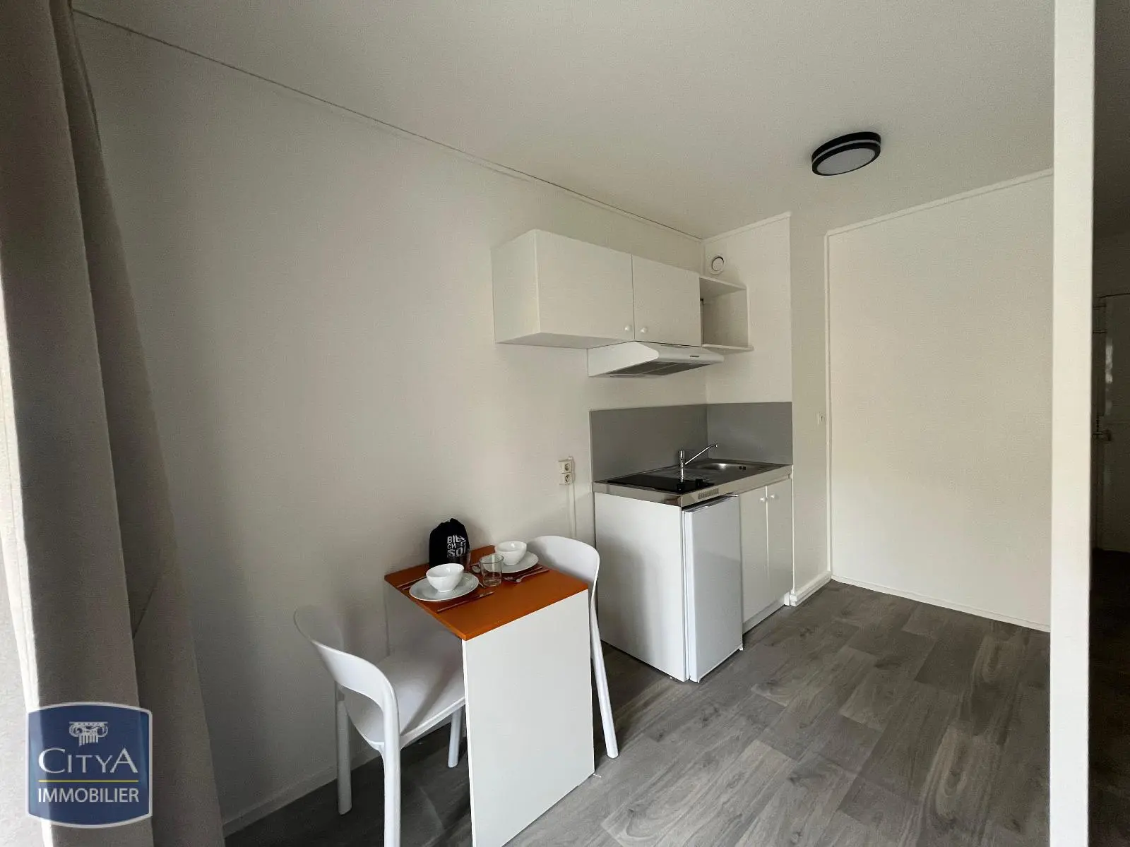 Photo 3 Appartement 32.83m²