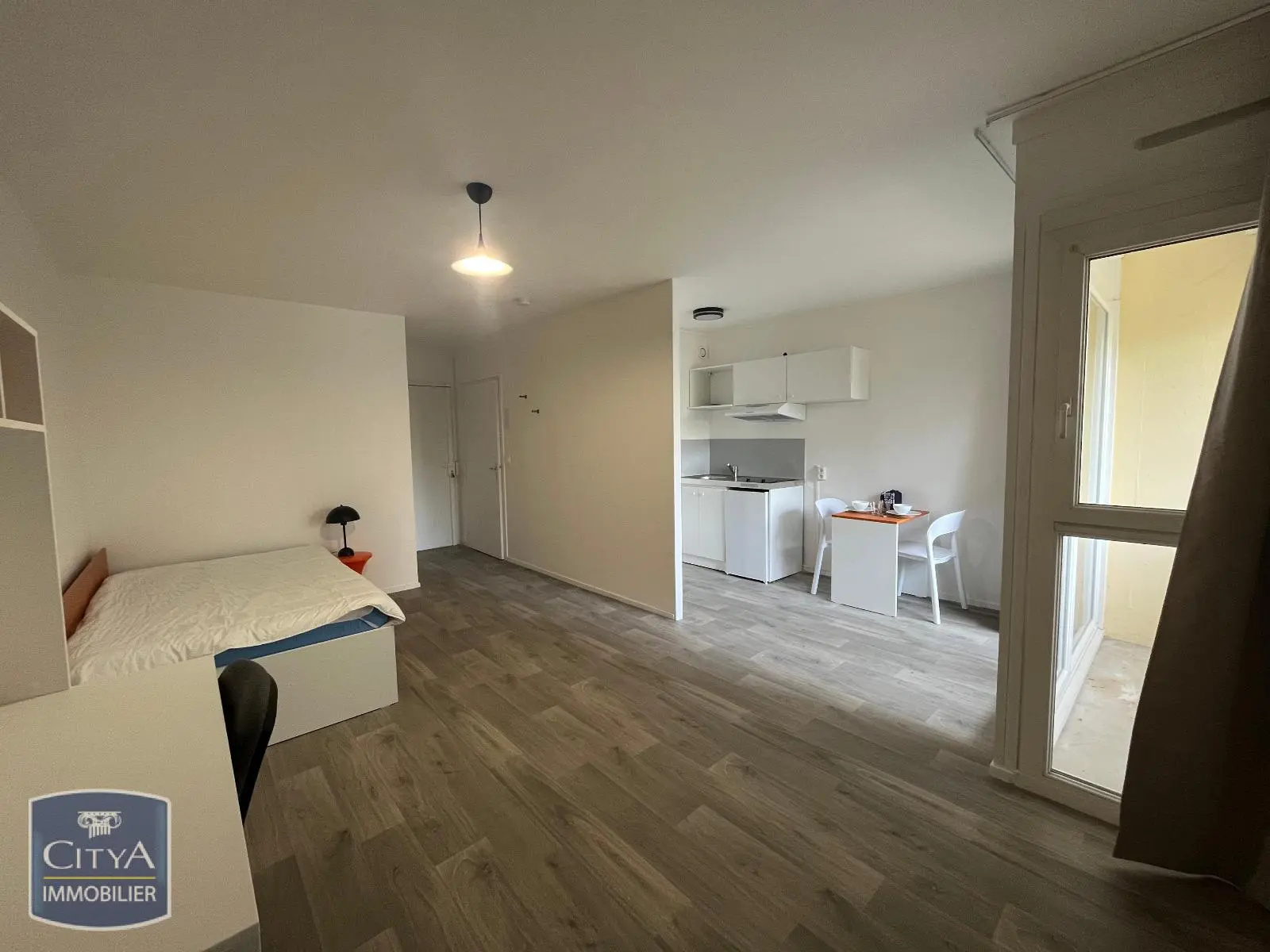 Photo 2 Appartement 1 pièce 32.3m²