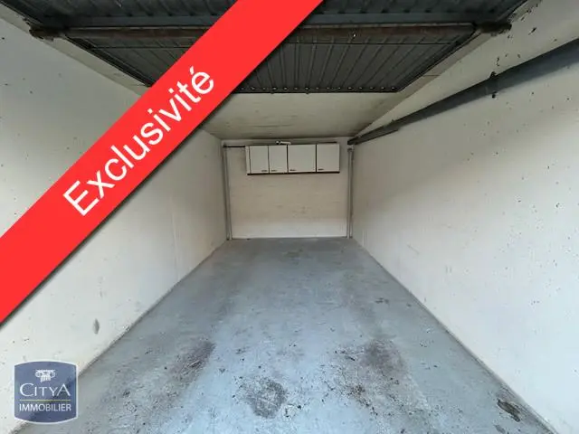 Photo 1 Parking 15m²