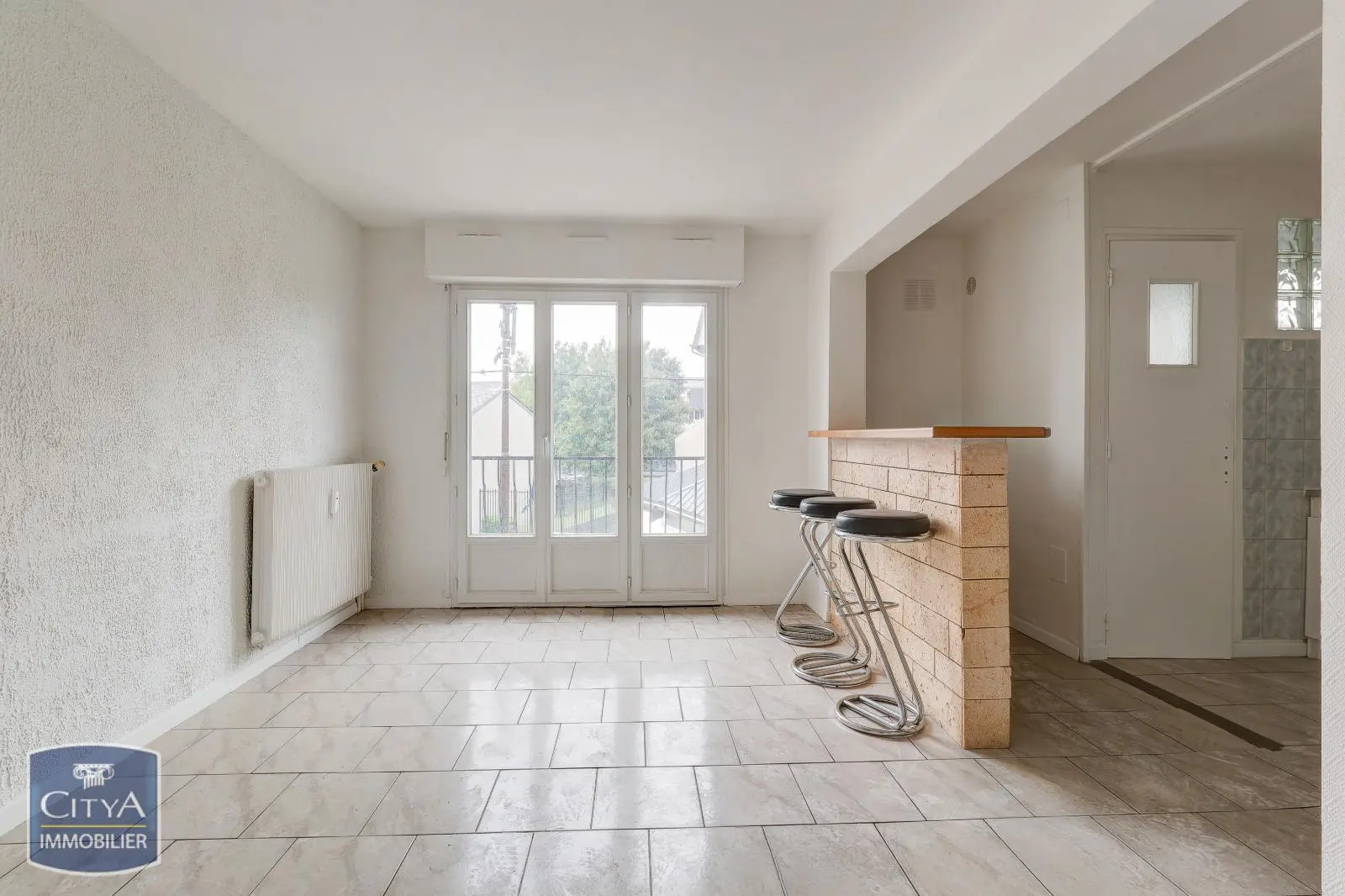 Photo 2 Appartement 1 pièce 27.63m²