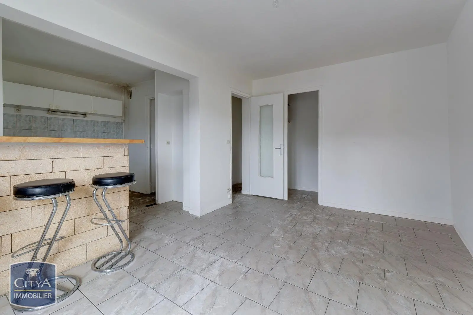 Photo 8 Appartement 1 pièce 27.63m²