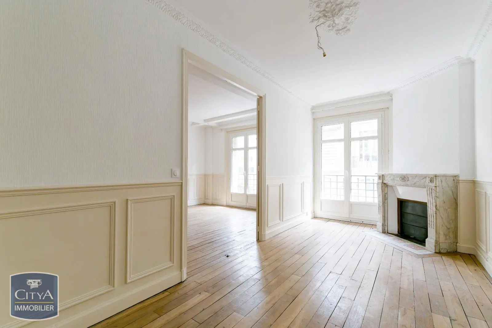 Photo 5 Appartement 5 pièces 150m²