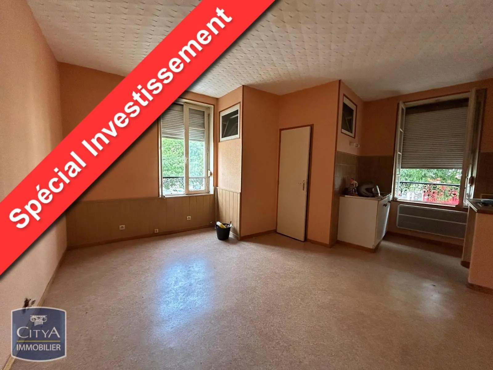 Photo 1 Appartement 1 pièce 21.86m²