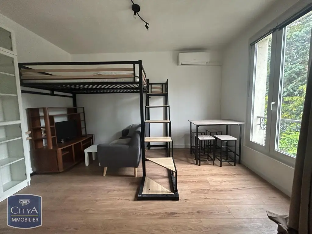 Photo 1 Appartement 1 pièce 22m²