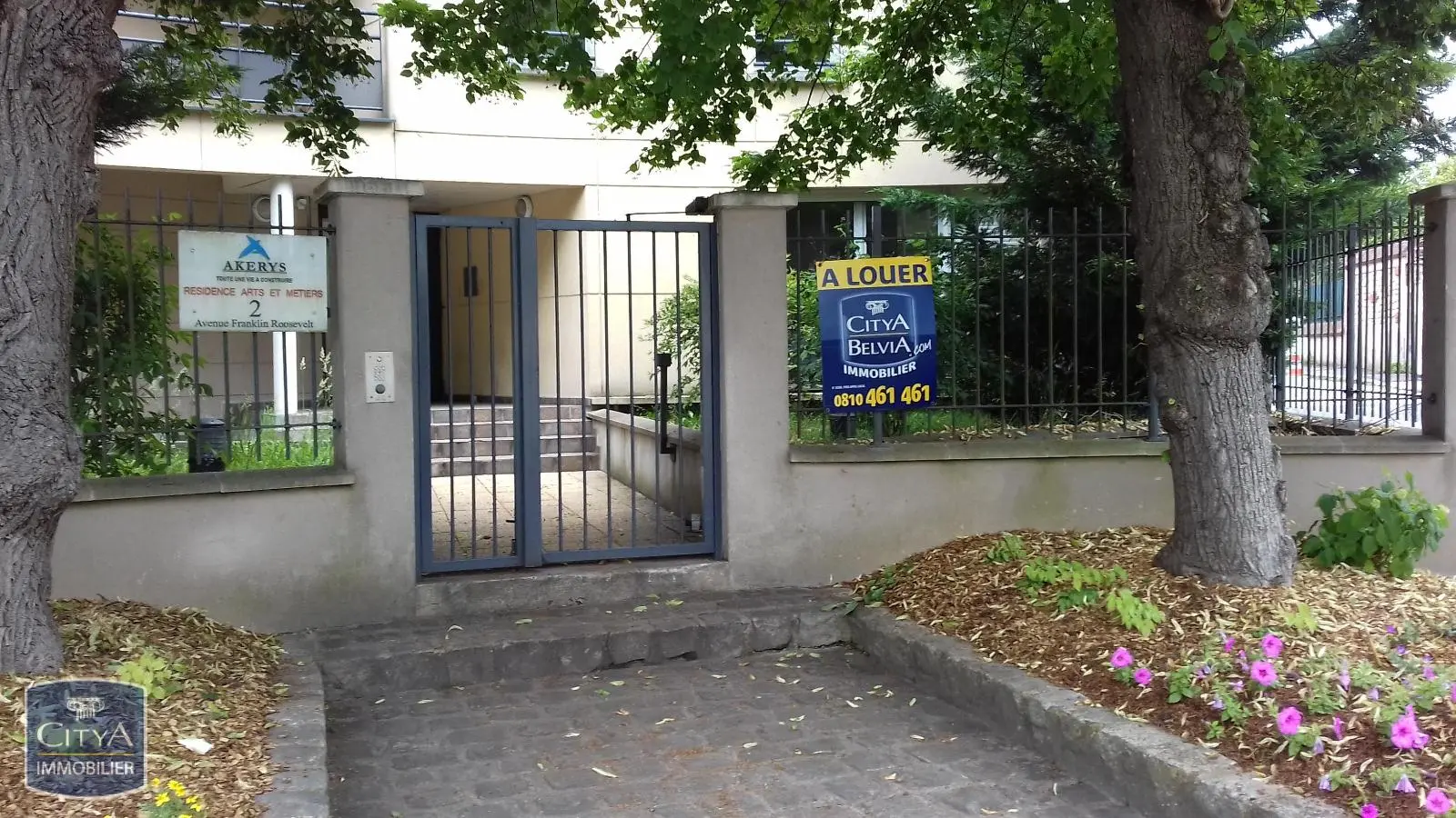 Photo 1 Appartement 1 pièce 18.21m²