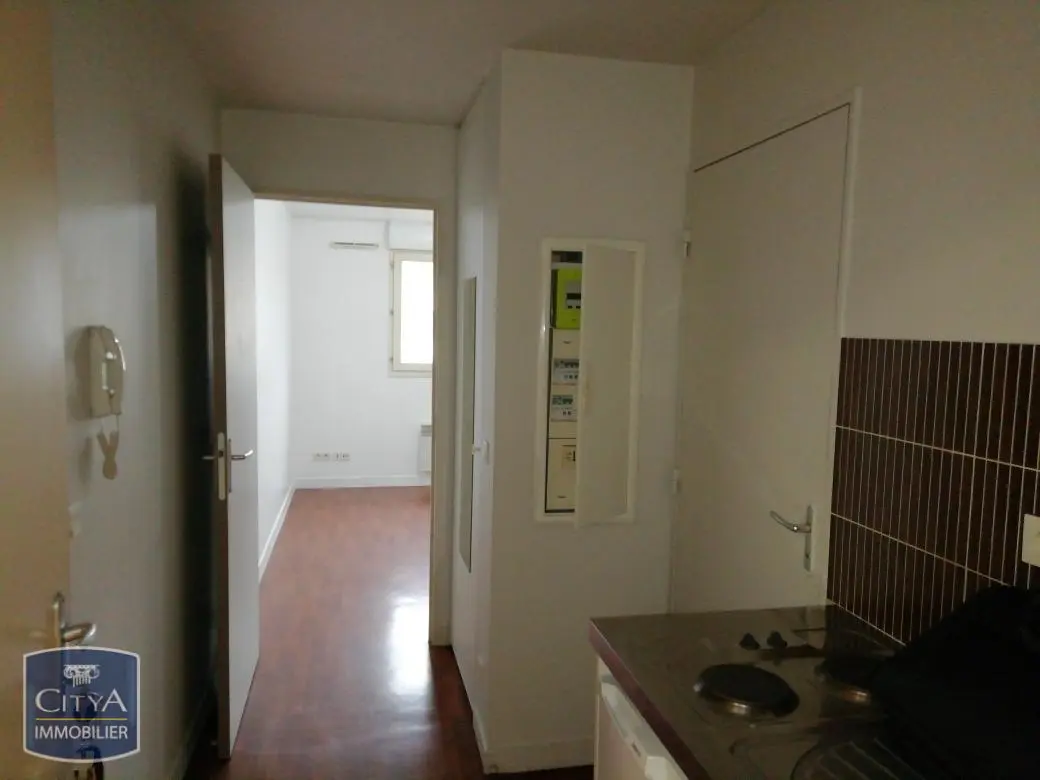 Photo 5 Appartement 1 pièce 18.21m²