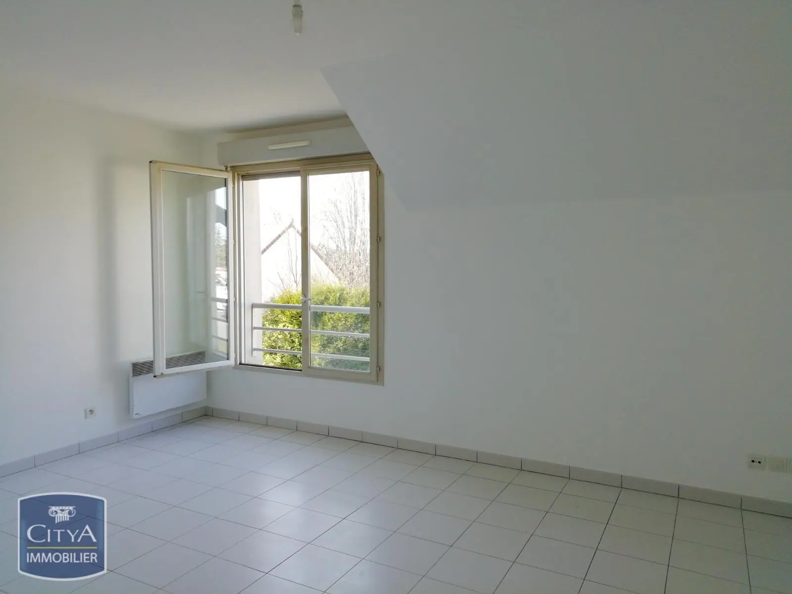 Provins (77160) Appartement 2 pièces 44.84m² photo 2