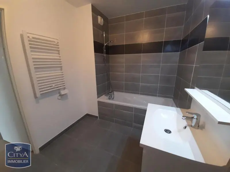 Photo 12 Appartement 3 pièces 65.83m²