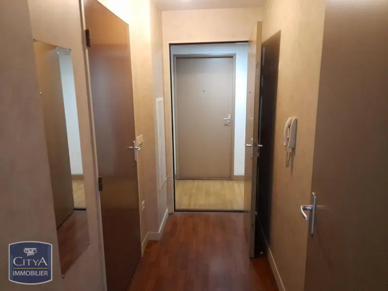 Photo 11 Appartement 1 pièce 18.37m²