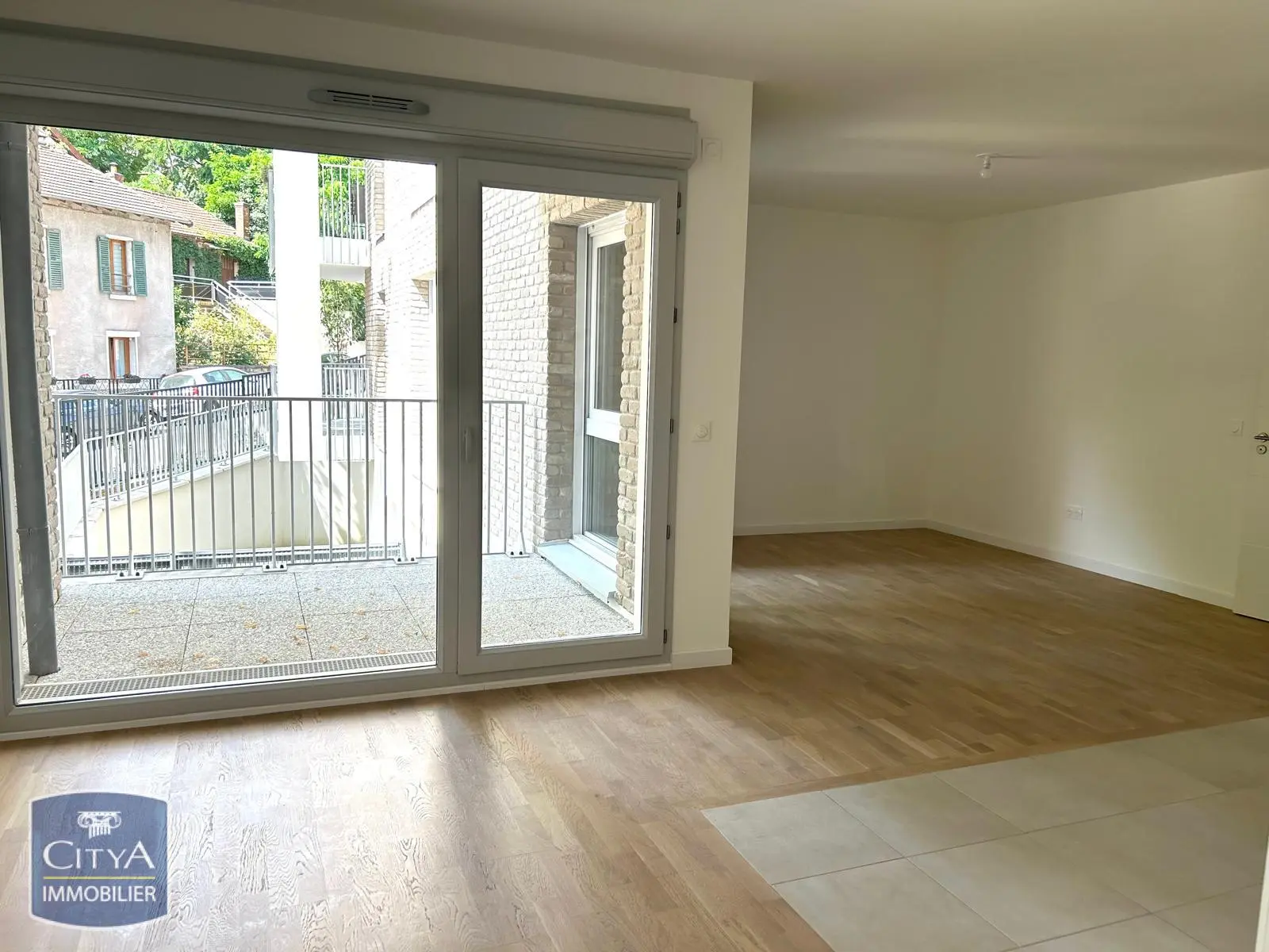 Photo 1 Appartement 1 pièce 37.82m²